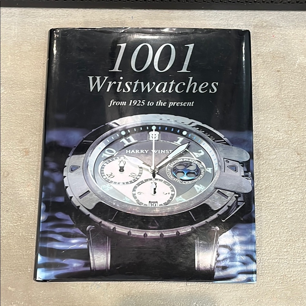 1001 Wristwatches from 1925 to the present - Book/Guide - Good Condition
